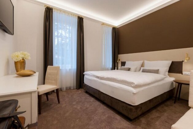 Villa Tell rooms and suites - Photo4