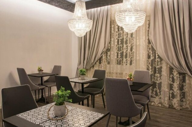 Double A Guest House - Photo3