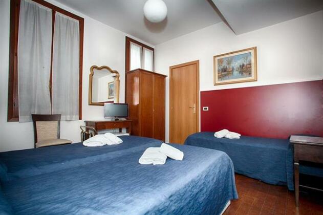 Hotel Trieste Mestre - Photo5