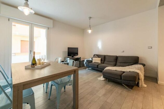 Lighthouse Apartment Mestre - Photo2