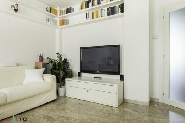 Seven Venice Apartments - Photo5