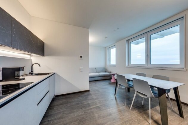 Sky Tower Suite - Photo2
