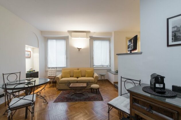 At Home Heart of Milan - Duomo Apartment - Photo2