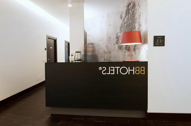 BB Hotels Aparthotel Desuite - Photo3