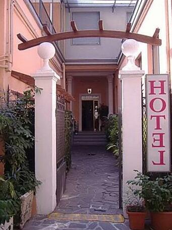 Hotel Mercurio Milan - Photo2