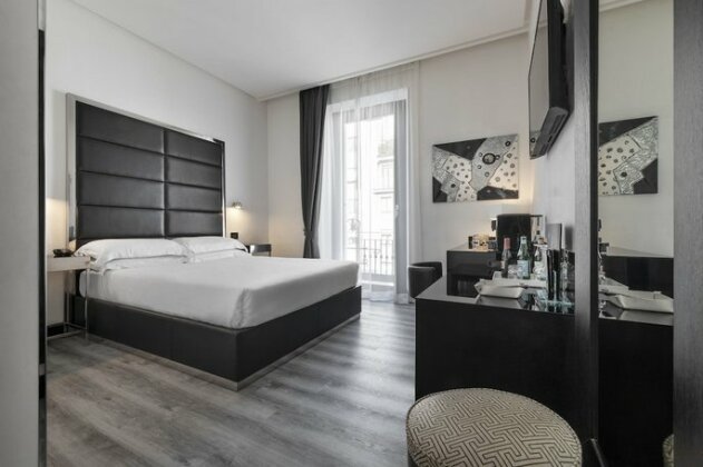 Hotel Napoleon Milan - Photo2
