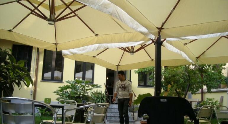 Hotel Paradiso Milan - Photo5