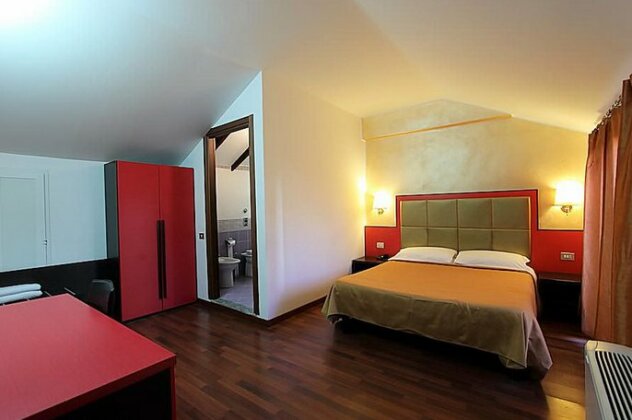 Lux Hotel Durante - Photo3