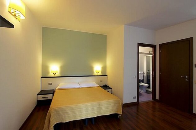 Lux Hotel Durante - Photo5