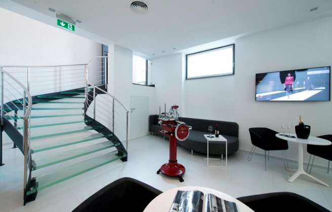 Mia Aparthotel - Photo2