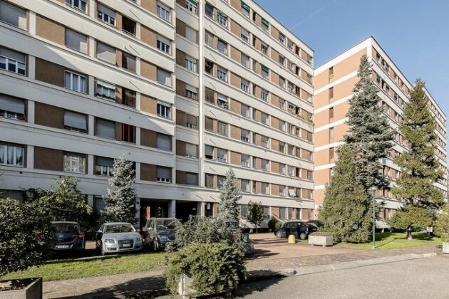 Precotto Apartment Milan