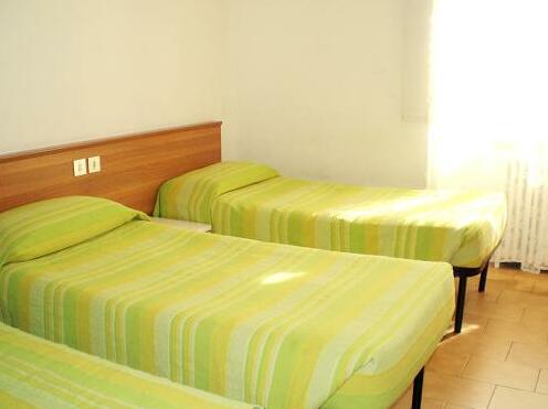 Rent Room ZARA - Photo2