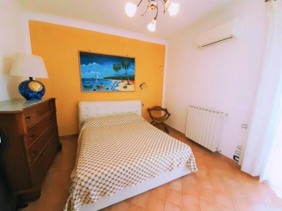 KING BED LOFT With Terrace and Solarium - Walk to Beach