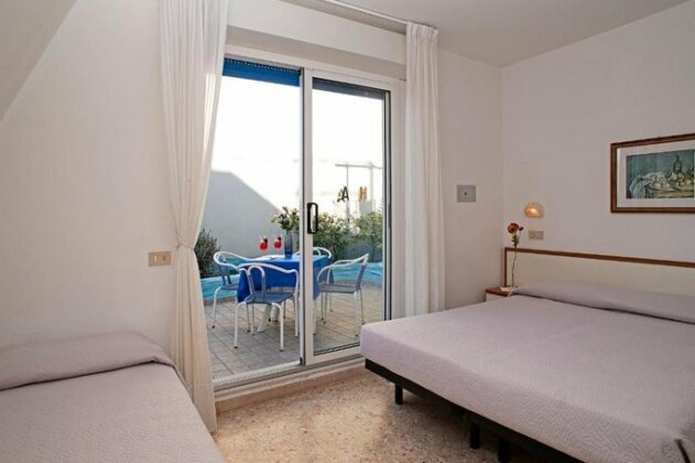 Hotel Adria Misano Adriatico - Photo2