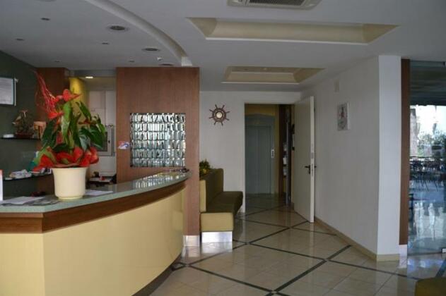 Hotel Ariston Misano Adriatico - Photo2