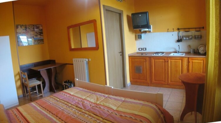 Studio in Modica With Pool Access Enclosed Garden and Wifi - 15 km From the Beach - Photo3