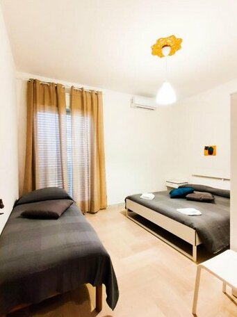 Guest House Service - Express Airport Apartment - Photo2