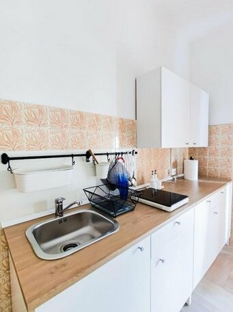 Guest House Service - Express Airport Apartment - Photo3