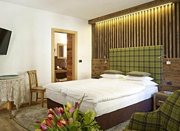 Ciasa Mancin Suite-Apartments - Photo5