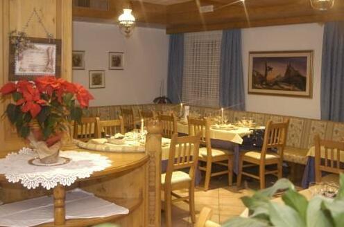 Debra Park Hotel - Photo4