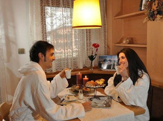 Post Hotel Ristorante Tyrol - Photo2