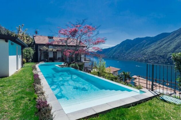Villa Relax with Infinity Pool on Lake Como