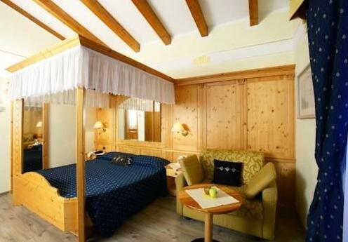Alexander Hotel Alpine Wellness Dolomites - Photo5