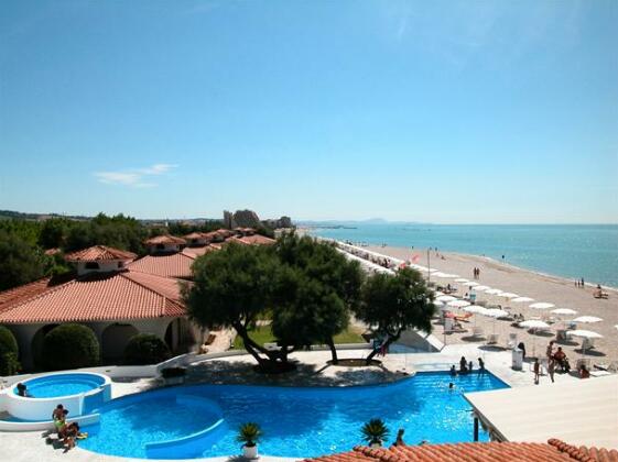 Family Beach Resort Il Girasole - Photo2