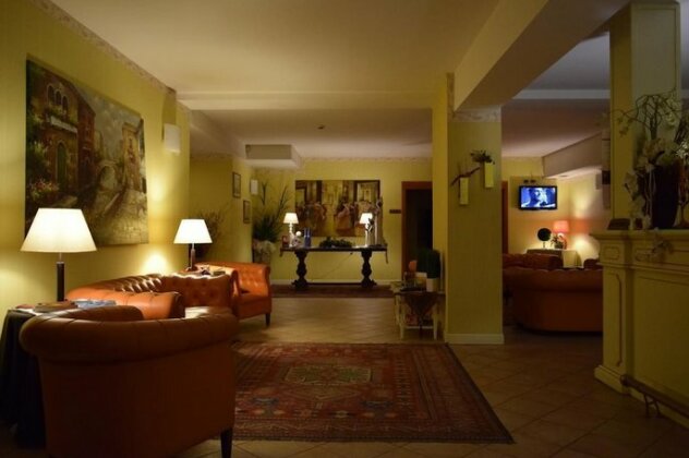 Hotel Riva Del Sole Moniga del Garda - Photo5
