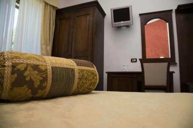 Hotel Ristorante al Brunello di Montalcino - Photo2