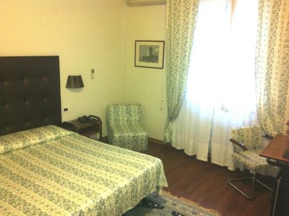 Hotel Massimo d'Azeglio - Photo4