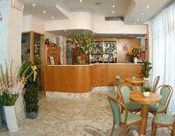 Hotel Parigi Montecatini Terme - Photo3