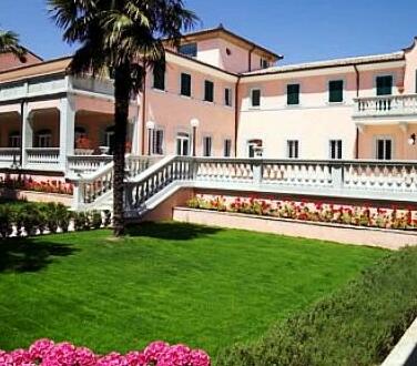 Villa Zuccari - Photo2