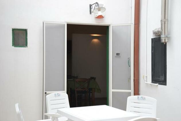 Vico Torri - Photo2