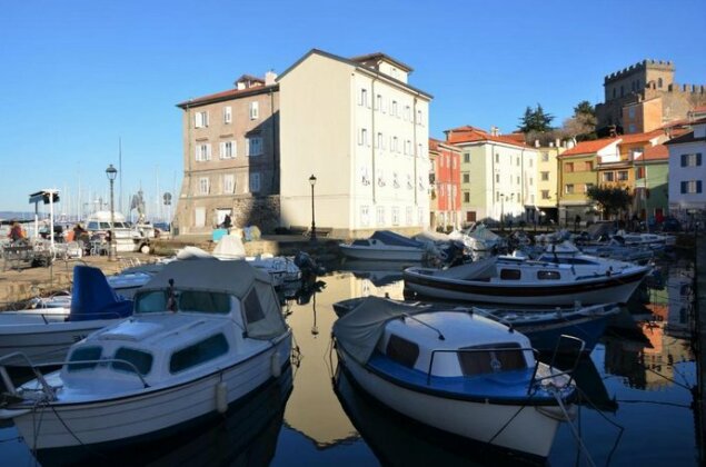Dolly House Muggia