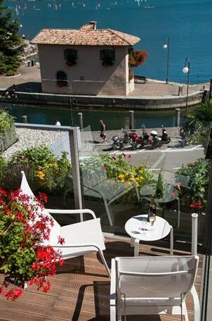 Hotel Lago Di Garda Nago-Torbole - Photo4