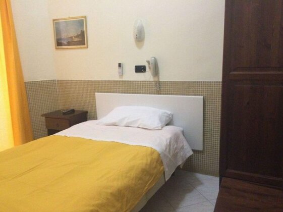 Albergo Vittorio Veneto Naples - Photo3