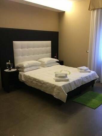 B&B Central Station Naples - Photo4