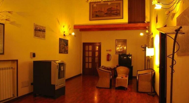 Duomo Hotel Naples - Photo4