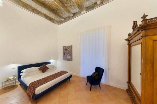 Eleonora Suites - Photo2