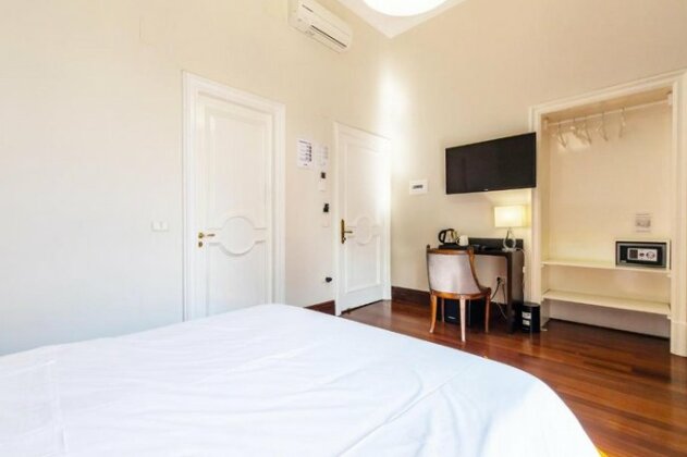 Gramsci Suites - Photo5