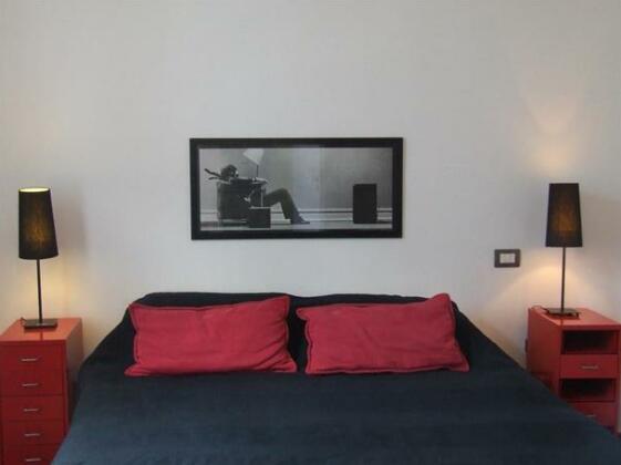 Historical Naples Via dei Tribunali - Photo4