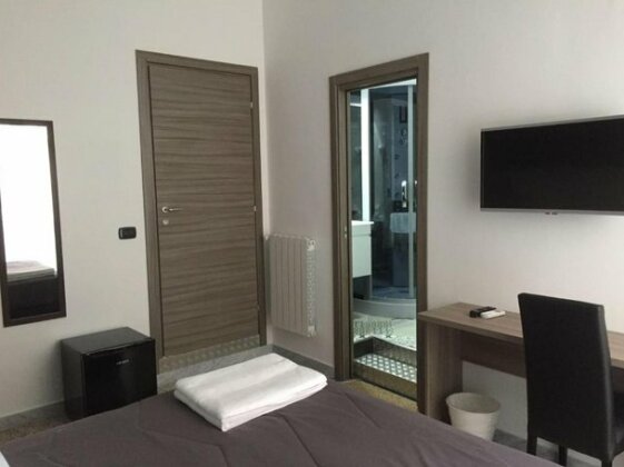 MB95 - Mezzocannone Luxurious Bed&Breakfast - Photo4