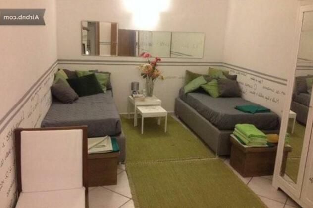 Neapolitan-Style Apartment - Photo5