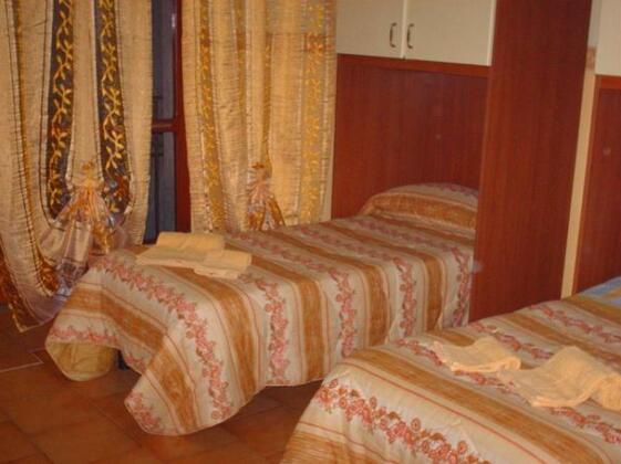 Robby's House Bed & Breakfast - Photo5