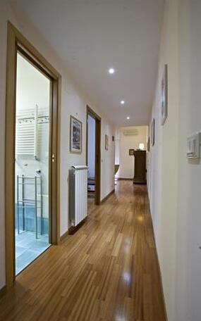 Santacroce Halldis Apartment - Photo3