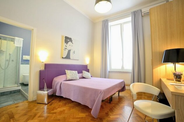 Spaccanapoli Comfort Suites - Photo2