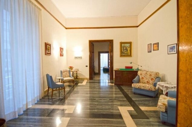 Suite Palazzo Reale Apartment - Photo4