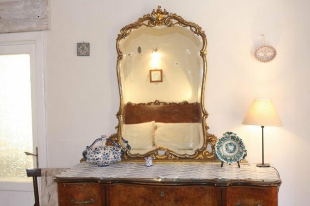B&B Goldenstone - Photo3
