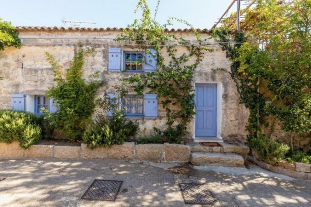 Luxury Cottage a San Pantaleo Casa Il Glicine